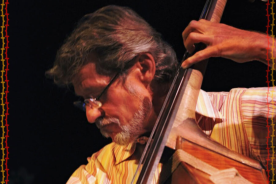 Gunnar Biggs Stalwart on the Upright San Diego Troubadour